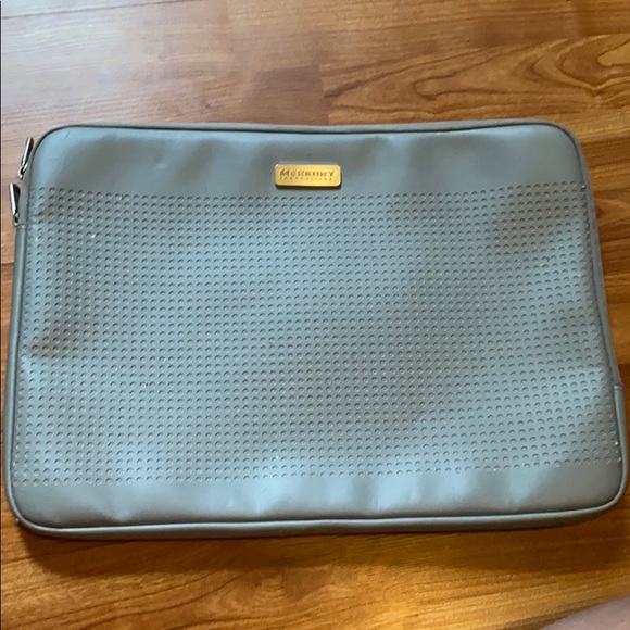 HP computer case - Picture 1 of 2